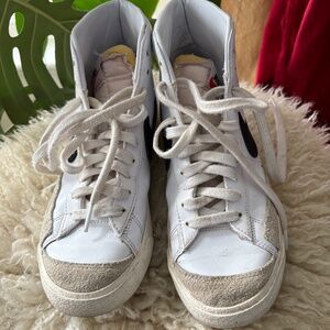 Nike Blazer Mid High Top